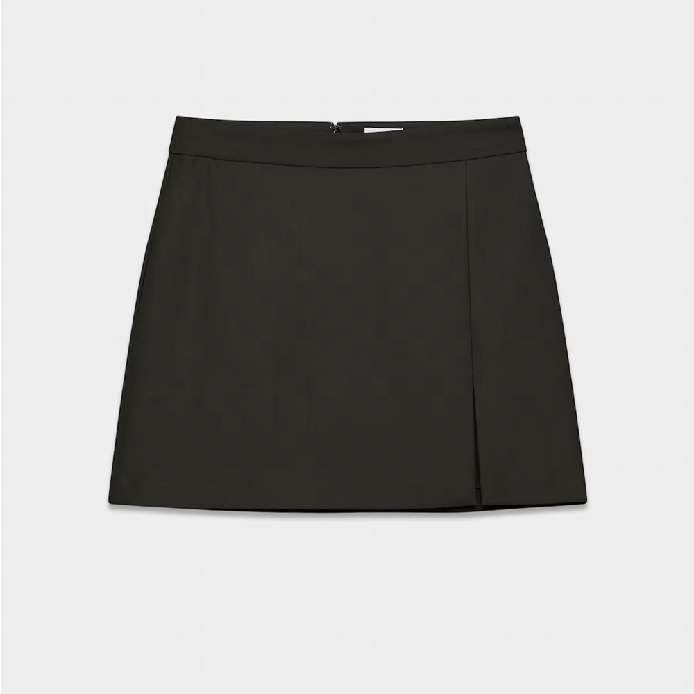 Aritzia Mini Skirt in Black